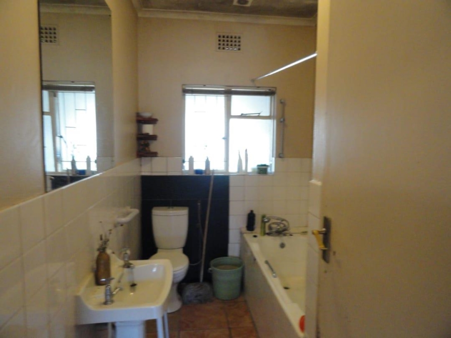 4 Bedroom Property for Sale in Avondale Western Cape